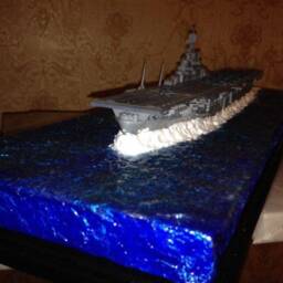 Us Ww2 Essex Carrier Class Model With Diorama - thumbnail 2