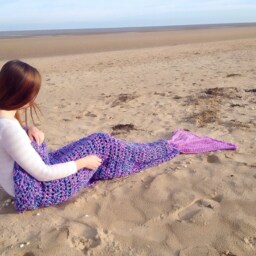 Handmade Crochet Mermaid Tail Blanket - Chunky Acrylic, Snuggle Sack - thumbnail 2