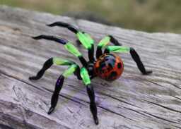 Uranium Tarantula Glass Spider Surprise Vaseline Figurine Uv Hand Blown