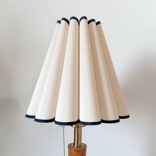 Handmade Black Trim Fabric Taller Pleated Ruffle Flower Petals Lampshade Table Lamps Pendant Light Shades Home Furnishing Lamp Decor - image 1
