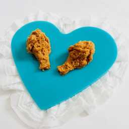 Fried Chicken Wings Heart Wall Hanging/Fake Food/ Food D??cor/Kitchen D??cor/Dopamine D??cor/Pop Art/Valentines Day Gift/Kitschy Gift/ Art - thumbnail 3