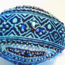 Fascinating Original Design, Handmade, Hand Beaded, Wrapped, Shatterproof Christmas Ornament Gift Reduced - thumbnail 4