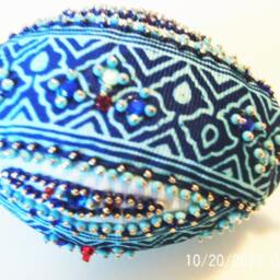 Fascinating Original Design, Handmade, Hand Beaded, Wrapped, Shatterproof Christmas Ornament Gift Reduced - thumbnail 3