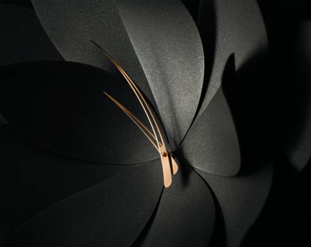 Extra Large Lotus Metal Wall Clock, Modern Art Decor - 89cm - image 1