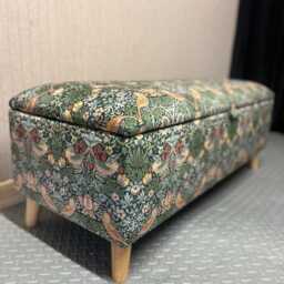 William Morris Ottoman Footstool Handmade Storage Box With Legs - thumbnail 3