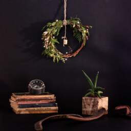 Christmas Front Door Wreath With Lights - Real Cedar Fresh Green Winter Holiday Season Decor Rustic - thumbnail 3