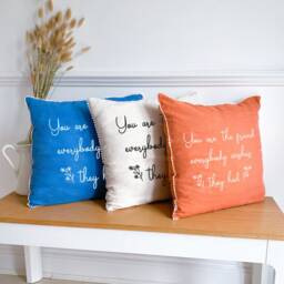 You Are The Friend Everybody Wishes They Had Linen Cushion With Mini Flower Trim/Birthday Gift For A Friends Christmas Thank You Present - thumbnail 3