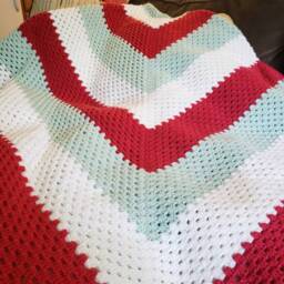 Crochet Blanket. Red Green Throw. Afghan. Granny Square Handmade Wedding Gift - thumbnail 3
