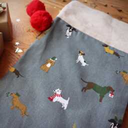 Dog Christmas Stocking Embroidered Velvet, Custom Name, Made in Uk, Pet Gifts - thumbnail 4