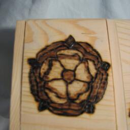 Tudor Rose Wooden Box Wood Burning - thumbnail 2