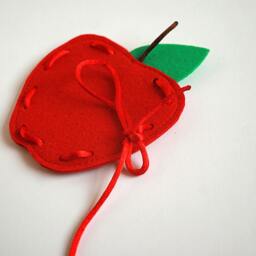 Lacing Cards, Felt Apple Pear Carrot Rainbow Sun Cloud Donut Car Rocket Tractor, Quiet Activity, Fine Motor Skills, 4.5-12cm, 1 Card - thumbnail 3