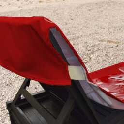 Liverpool - Player Montage Red Football Sunbed Towel With Pockets - thumbnail 4