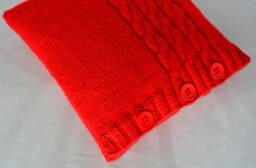 Red Cable Knitted Decorative Pillow Case With Three Buttons. Home Sofa Decor. Cushion Cover. 16??16
