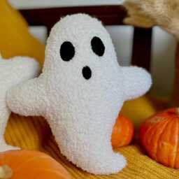 Plush Ghost Pillow - Halloween Pillows - Ivory Decor Gift - thumbnail 3