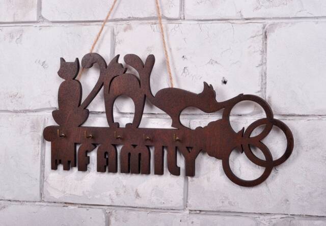 Personalized Cat Family Wooden Key Holder, Wall Decor - image 1