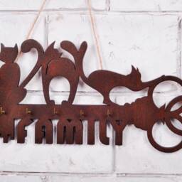 Personalized Cat Family Wooden Key Holder, Wall Decor - thumbnail 3