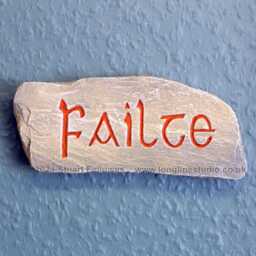 Failte - Welcome. Hand Made Resin Wall Hanging. Gaelic, Scotland, Ireland. Blessing