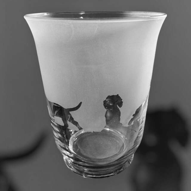 Cocker Spaniel Vase - 18cm Clear Flared Glass Vase Or Candleholder With Working Cocker Spaniel Frieze Design - image 1