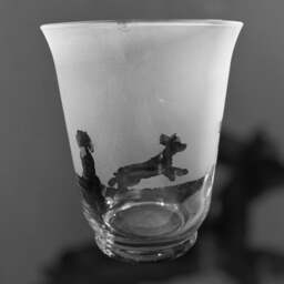 Cocker Spaniel Vase - 18cm Clear Flared Glass Vase Or Candleholder With Working Cocker Spaniel Frieze Design - thumbnail 2