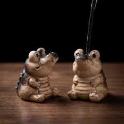Cute Zisha Cartoon Alligator Sculpture Adorable Crocodile Figurine For Tea Lovers - thumbnail 2