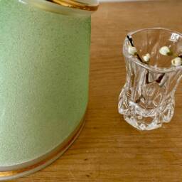 Vintage Tulip Lamp in Green Sandblasted Glass - thumbnail 2