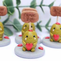 Olive You Polymer Clay Ornament, I Love Pun Gift, Funny Anniversary Gift For Boyfriend Girlfriend, Cute Valentine's Day Token - thumbnail 3