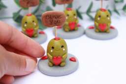 Olive You Polymer Clay Ornament, I Love Pun Gift, Funny Anniversary Gift For Boyfriend Girlfriend, Cute Valentine's Day Token - thumbnail 1