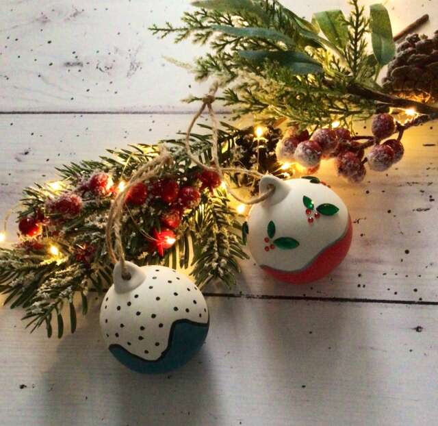 Ceramic Christmas Festive Red Holly & Teal Polka Dot Baubles - image 1