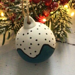 Ceramic Christmas Festive Red Holly & Teal Polka Dot Baubles - thumbnail 3