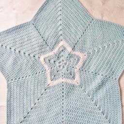 Crochet Baby Blanket, Star Star, Newborn Photo Prop - You Choose Color - thumbnail 3