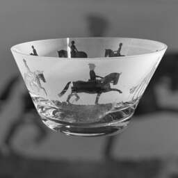 Dressage Crystal Bowl - Clear Crystal Glass 13.5cm Bowl With Dressage Horse Frieze Design - thumbnail 1