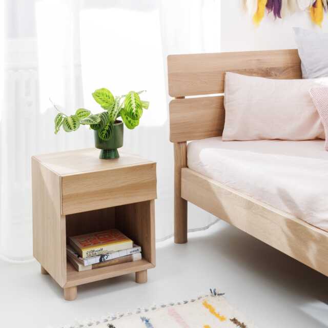 Ly?? Bedside Table - image 1