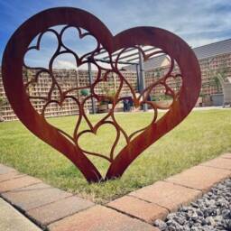 Metal Heart Garden Ornament Rustic Steel Lawn Decoration Wedding Anniversary Gift - thumbnail 2