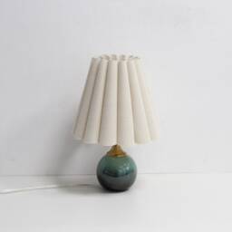 Handmade Oatmeal Fabric Table Lamp Ceramic Base Accent Lighting - thumbnail 3