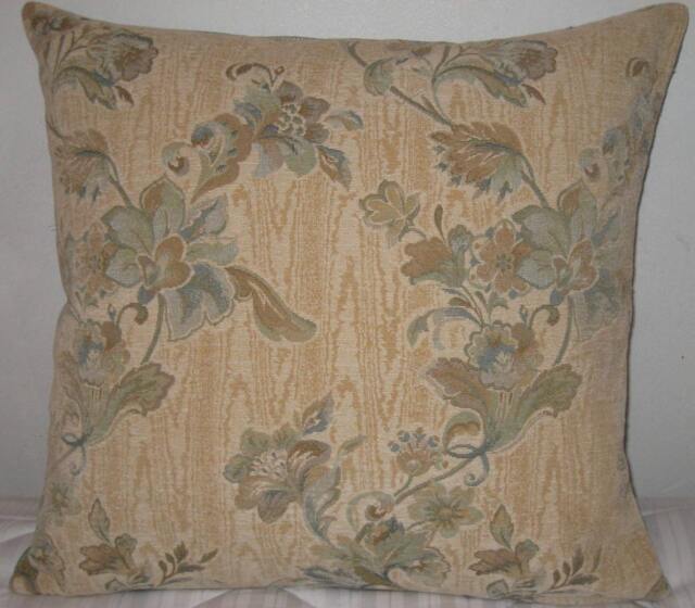"Velveteen Floral Decorative Pillow Cover-In 18""x18" - image 1