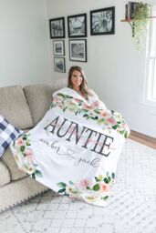 Personalized Aunt Blanket, Auntie Christmas Gift, Floral Style Gift For Grandparent, Birthday - thumbnail 1