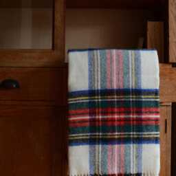 British Pure Wool Tartan Blanket - Highland Cream Red Blue Check Tweedmill Throw - thumbnail 3