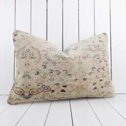 Vintage Turkish Kilim Pillow Cover, 16x24 Ethnic Cushion, Handmade Anatolian Design - thumbnail 2