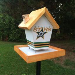 Dallas Star Bird Feeder - thumbnail 3