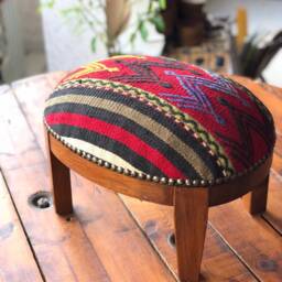 Vintage Kilim Ottoman Stool, Beech Wood Foot Rest, Oval Pouf - thumbnail 2