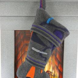Christmas Stocking Hooks Hangers Holders Bronze For Flat Front Mantels - thumbnail 2