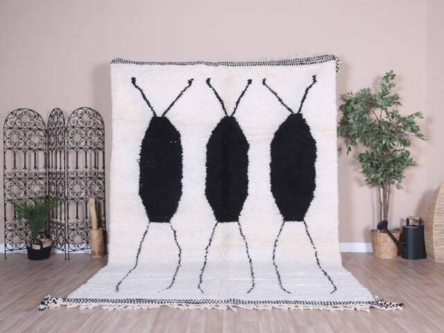 Authentic Moroccan Rug, Beni Ourain Rug 7x10 Ft, Wool - image 1