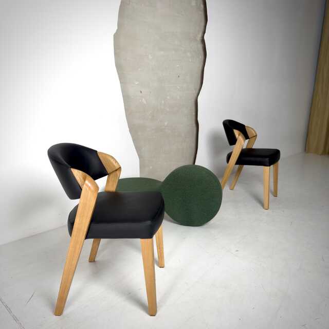 Handcrafted With Special Care Dining Room Chairs in Genuine Black Leather, High Comfortable Solid Oak Side Chair For Table - image 1