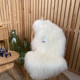 Ivory Luxury Tibetan Sheepskin Throw - thumbnail 3