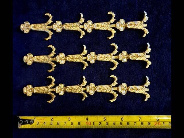 3 Ornate Applique Gilt Or White French Style Decorative Wall Furniture Onlay Moulding Pediment Plastic Decoration - image 1