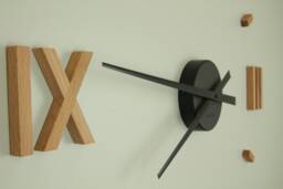 Large Designer Clock Kasper'o'clock in Solid Beech - thumbnail 1