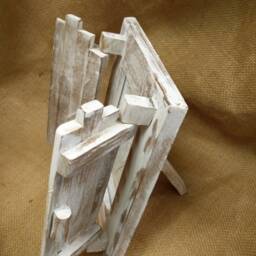 Hand Carved Teak Photo Frame With Doors Fair Trade 6x4 - thumbnail 3
