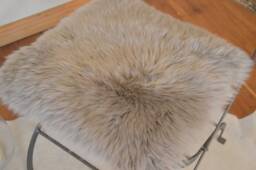 Seat Cover/Pad Made Out Of Natural Lambskin Sheepskin Colour Platinum Grey 42cm X - thumbnail 1