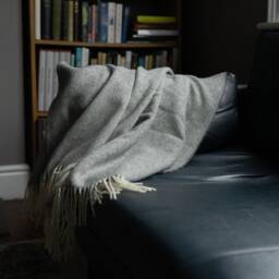 Celina Digby Luxurious 100% Wool Herringbone Blanket/Throw - 190x150cm Traditionally Woven in UK From Shetland Sheep - Smoky Grey - thumbnail 2