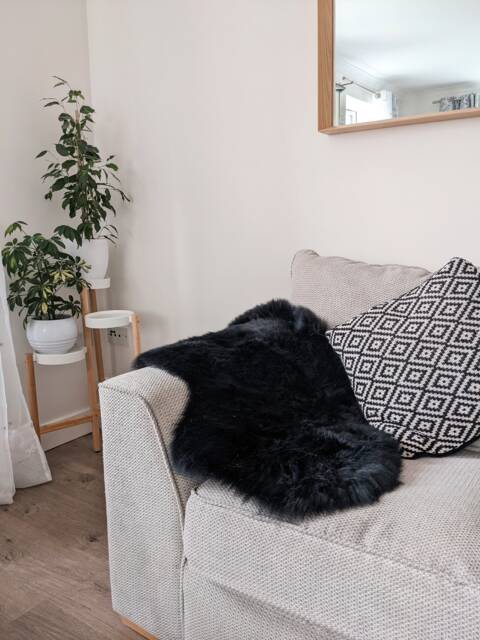 Luxury Genuine Sheepskin Silky Glossy Black Rug Throw - image 1